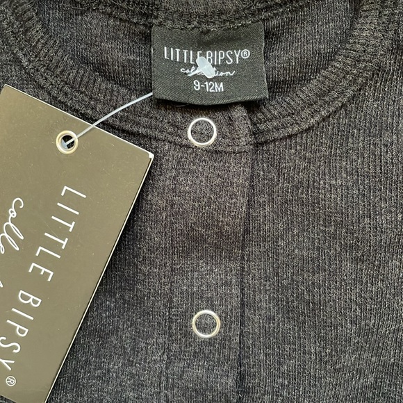 NWT Little bipsy tank snap romper 9-12 months - Picture 2 of 4